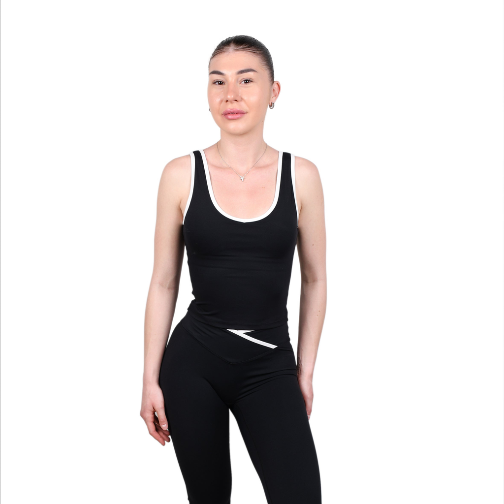 black tank